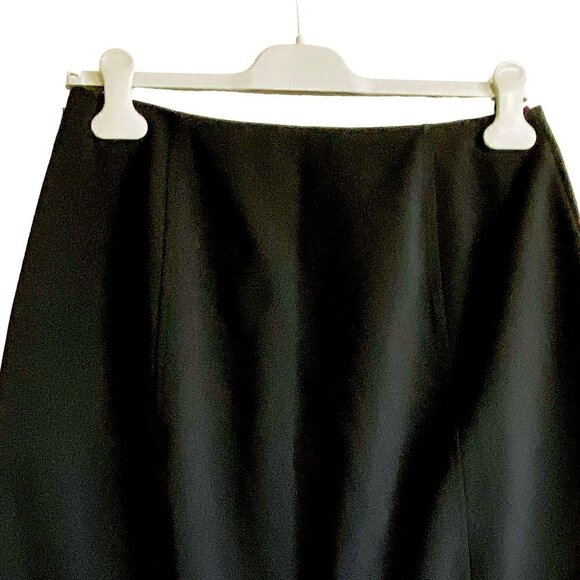 Prada Black Signature tech stretch skirt, Size 46 Italian (US 12) - Picture 5 of 15